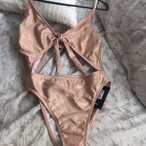 One piece M sized Fashion nova swim suit